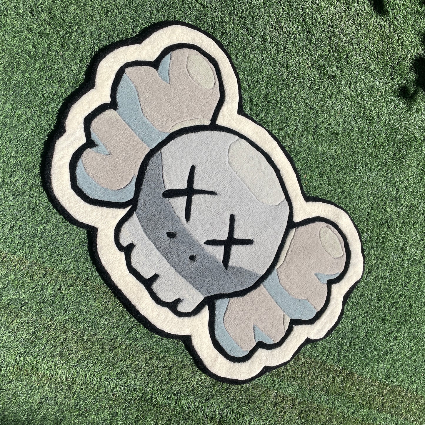 KAWS HEAD-GREY RUG